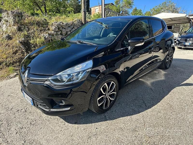 Usata Renault Clio IV Zen 75 CV (55 kW) 2016 Nero Berlina