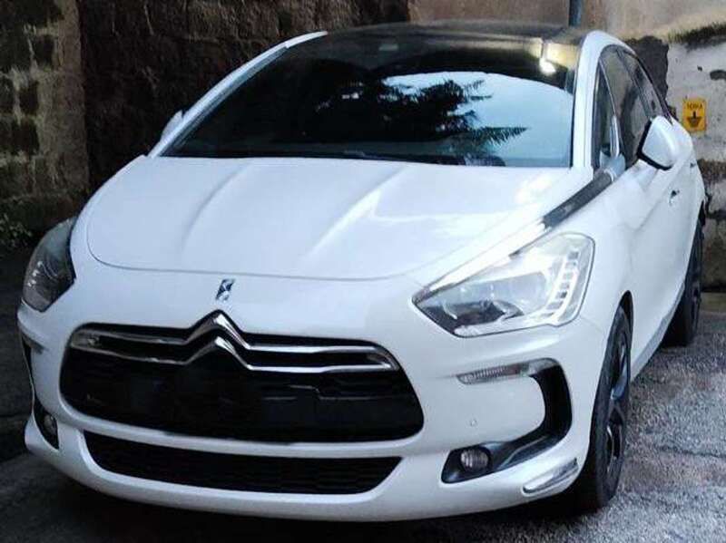 Bianco Usata 2014 Citroën DS5 So Chic Due volumi | 8500 € (Cara) - Immagine 1/4