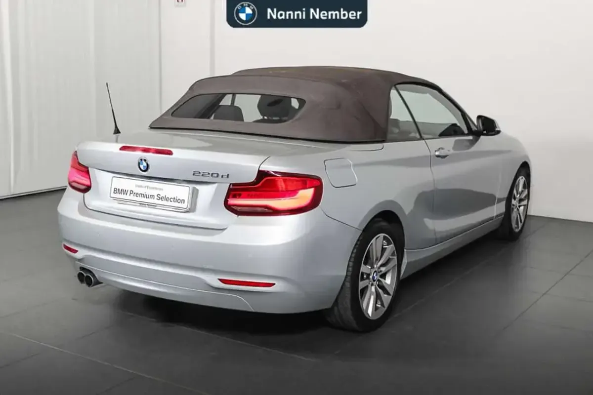 Usata BMW 220 Advantage 190 CV (139 kW) 2018 Grigio Cabrio