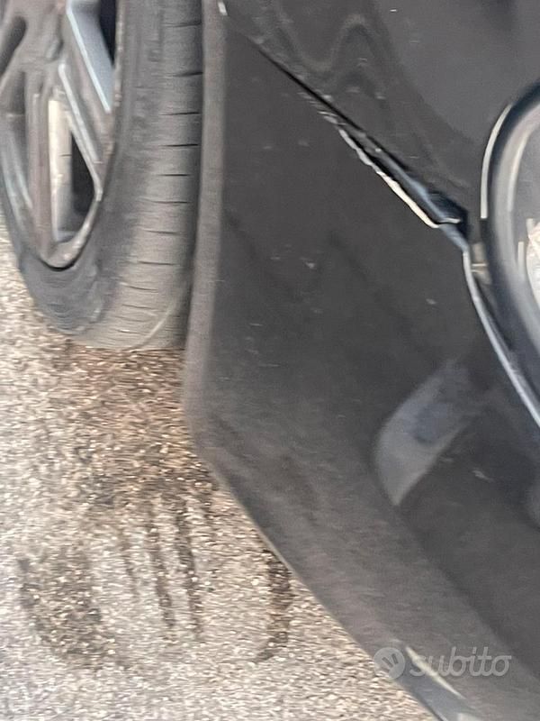 Nero Usata 2010 Fiat Grande Punto Due volumi | 1000 € (Super prezzo) - Immagine 1/4