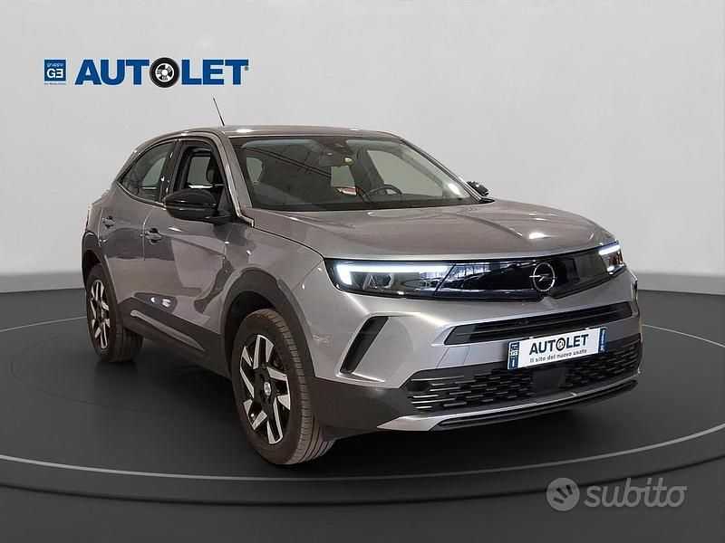 Usata Opel Mokka Edition 100 CV (73 kW) 2024 Grigio SUV