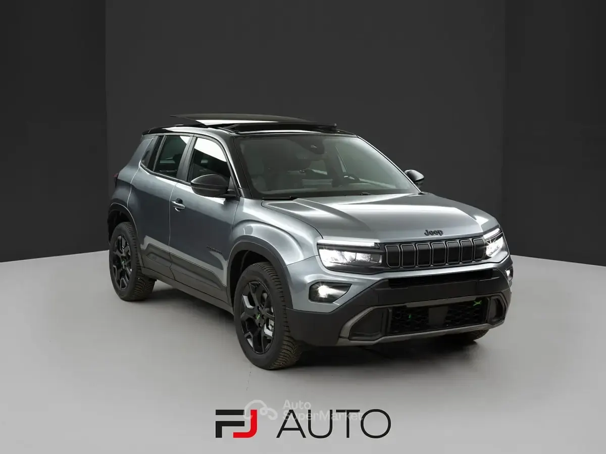 Nuova Jeep Avenger 145 CV (106 kW) 2025 Granite / tetto volcano SUV