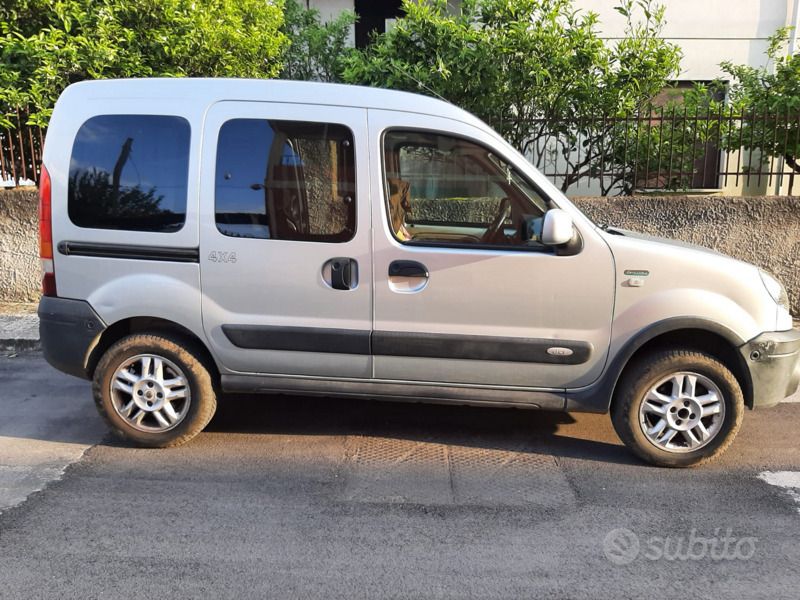 Usata Citroën Berlingo 69 CV (50 kW) 2004 Grigio Monovolume