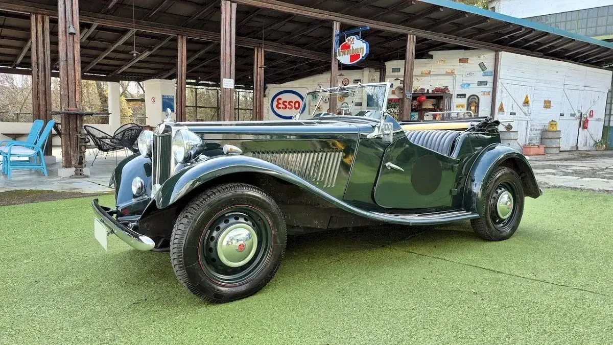 Usata MG TD 57 CV (41 kW) 1953 Verde Cabrio