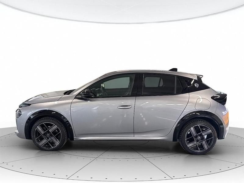 Usata Lancia Ypsilon 100 CV (73 kW) 2024 Grigio Utilitaria