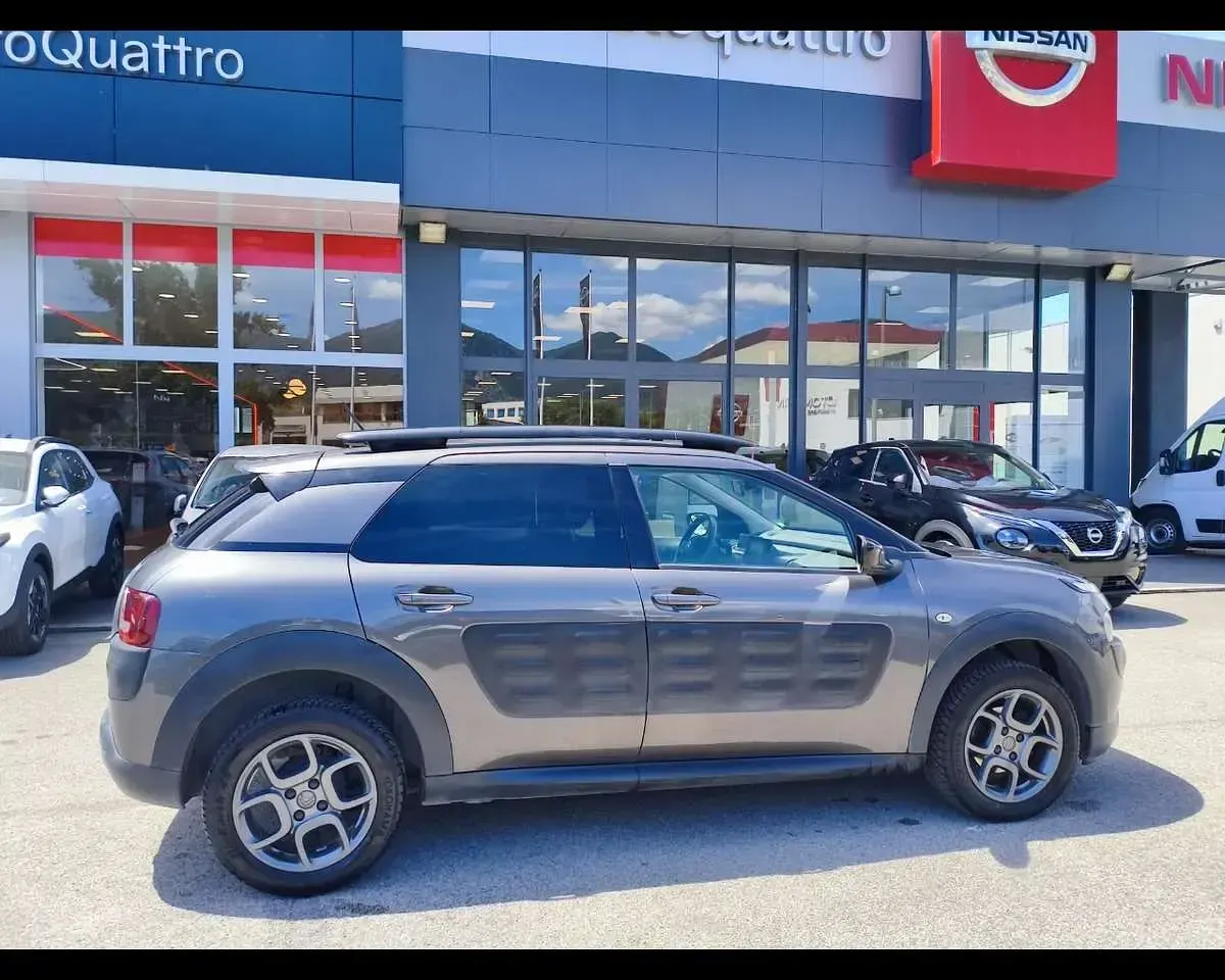 Usata Citroën C4 Shine 99 CV (72 kW) 2018 Grigio SUV