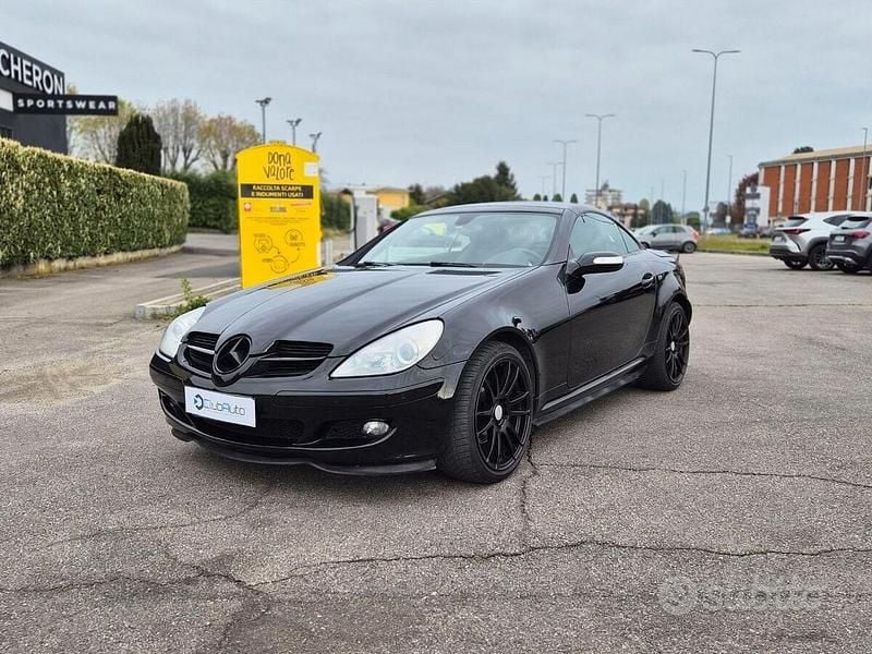 Usata Mercedes SLK200 163 CV (119 kW) 2004 Grigio Cabrio