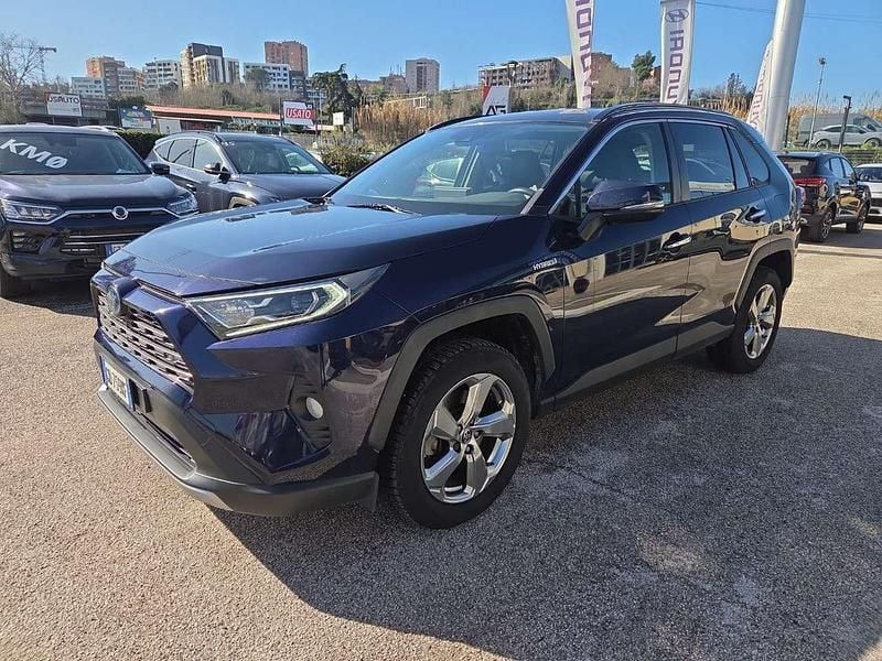 Usata Toyota RAV4 Hybrid Lounge 222 CV (163 kW) 2020 Blu/azzurro SUV
