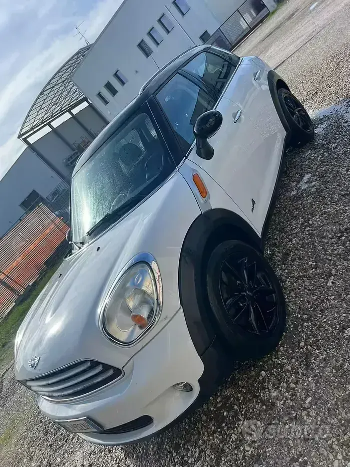 Usata Mini Countryman 111 CV (81 kW) 2011 Bianco SUV