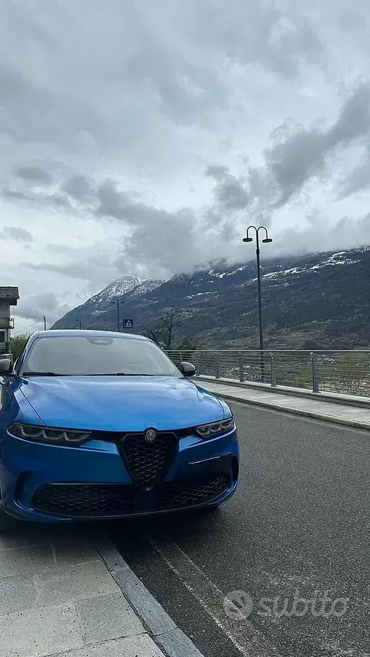 Usata Alfa Romeo Tonale Edizione Speciale 131 CV (96 kW) 2022 Blu SUV