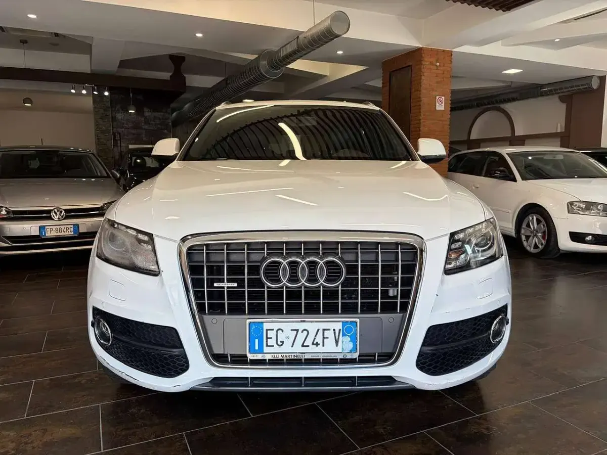 Usata Audi Q5 Advanced Plus 170 CV (125 kW) 2011 Bianco SUV