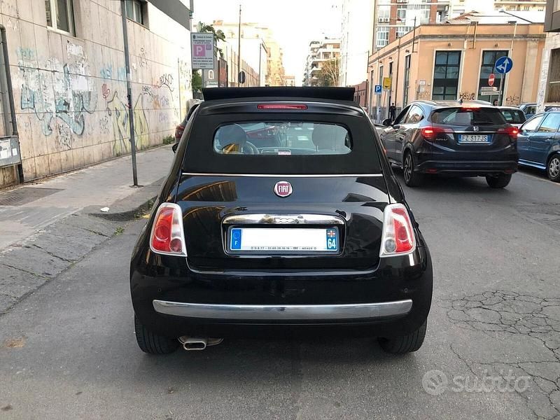 Begagnad Fiat 500C Lounge 95 HK (69 kW) 2014 Svart Cab