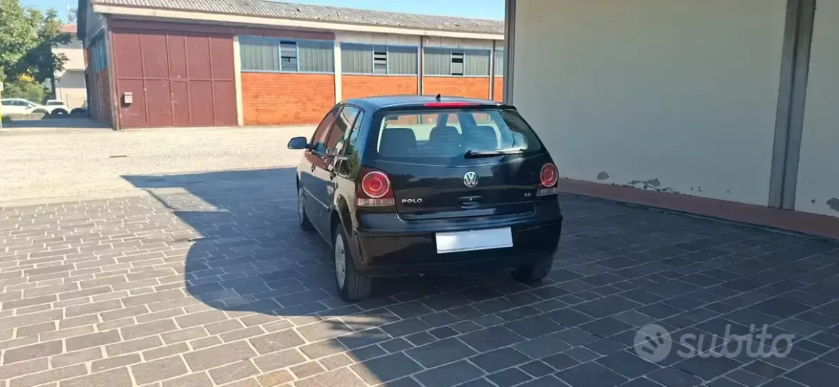 Usata VW Polo Trendline 64 CV (47 kW) 2007 Nero Utilitaria