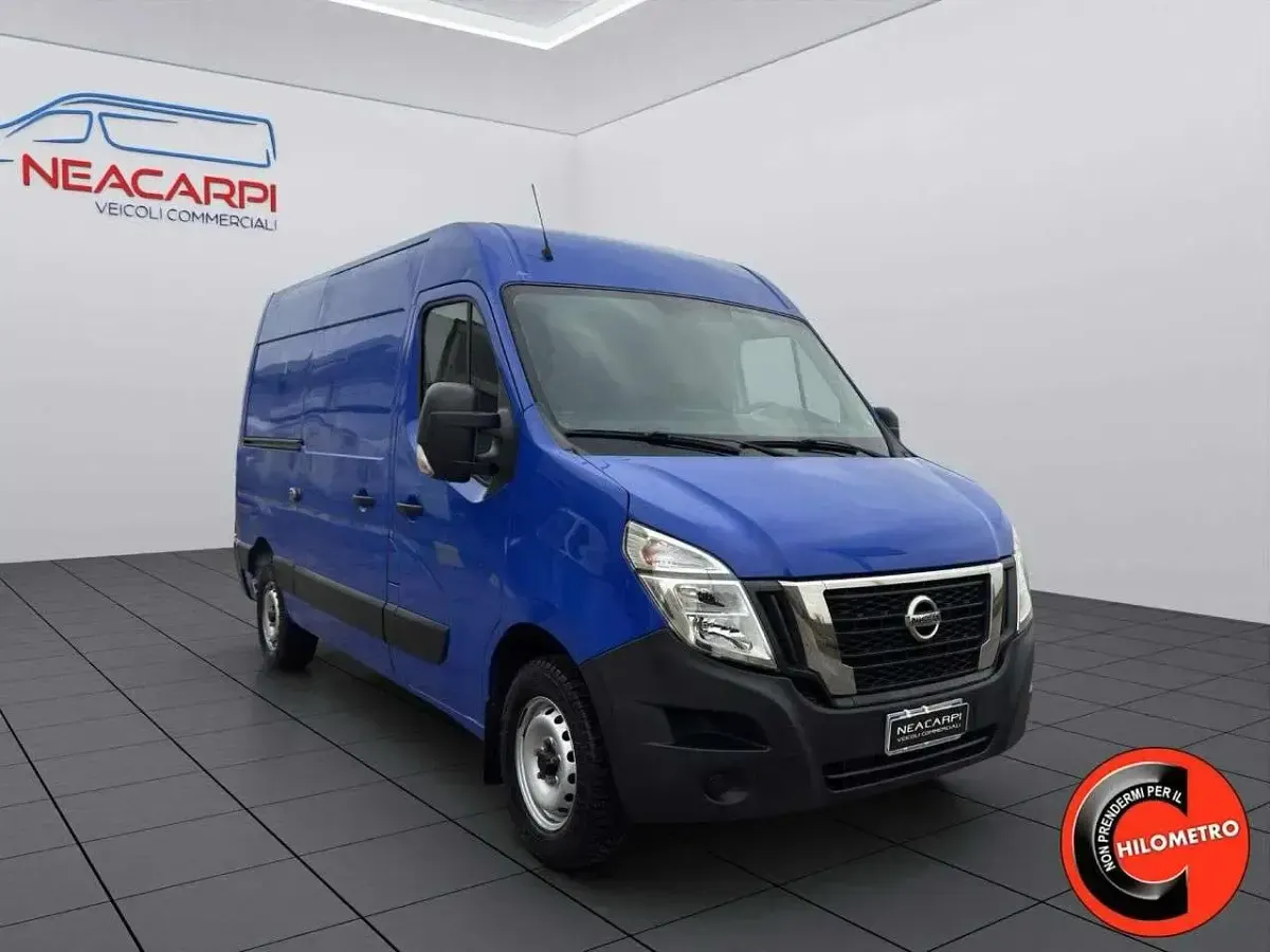 Usata Renault Master 135 CV (99 kW) 2022 Blu/azzurro Monovolume