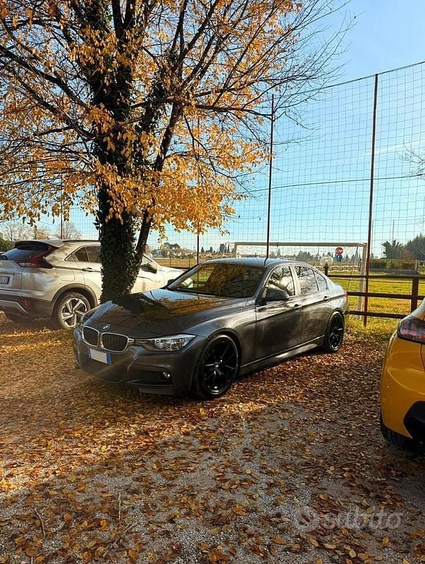 Usata BMW 318 Efficient Dynamics 150 CV (110 kW) 2015 Grigio Berlina