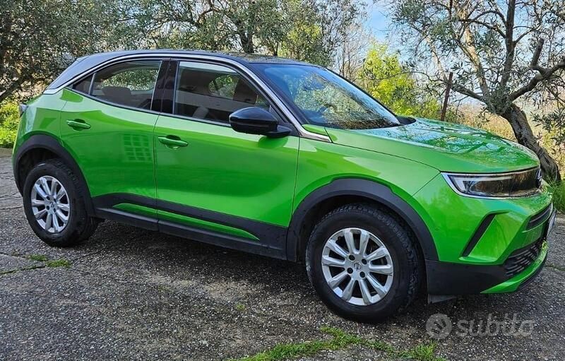 Usata Opel Mokka 110 CV (80 kW) 2022 Verde SUV