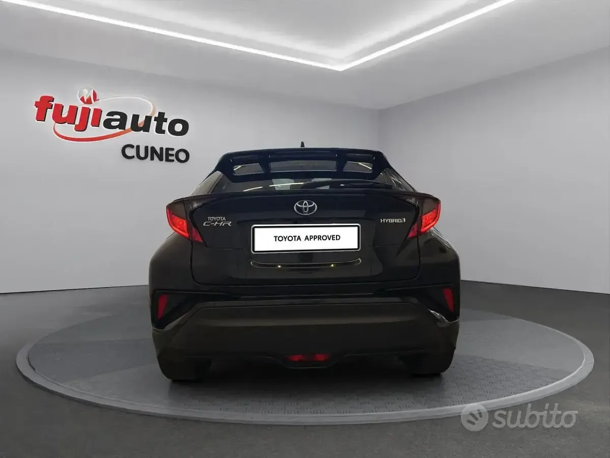 Usata Toyota C-HR Trend 122 CV (89 kW) 2022 Nero SUV