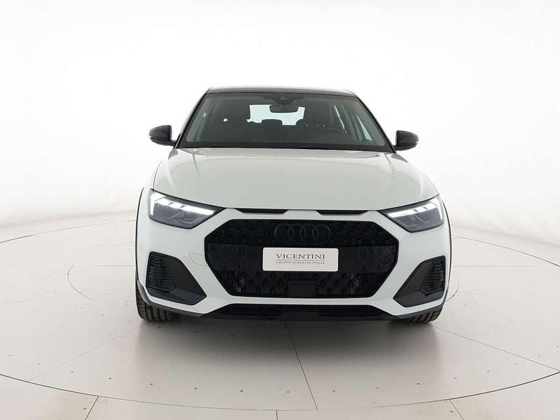 Nuova Audi A1 116 CV (85 kW) 2026 Argento cavo metallizzato nero Berlina
