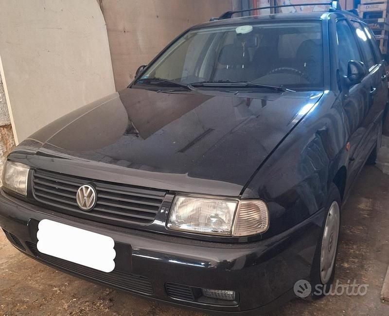 Nero Usata 1998 VW Polo Station wagon | 1500 € - Immagine 1/4