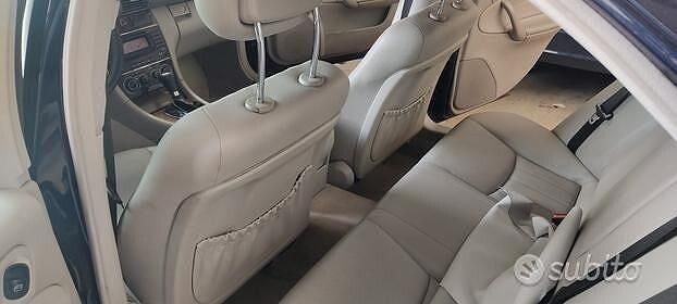 Usata Mercedes C220 150 CV (110 kW) 2004 Nero Berlina