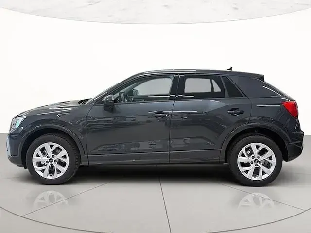 Nuova Audi Q2 Advanced Plus 116 CV (85 kW) 2025 H1 grigio manhattan metallizza SUV