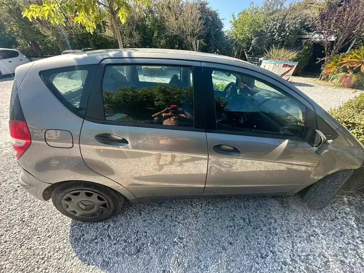 Usata Mercedes A180 109 CV (80 kW) 2005 Berlina