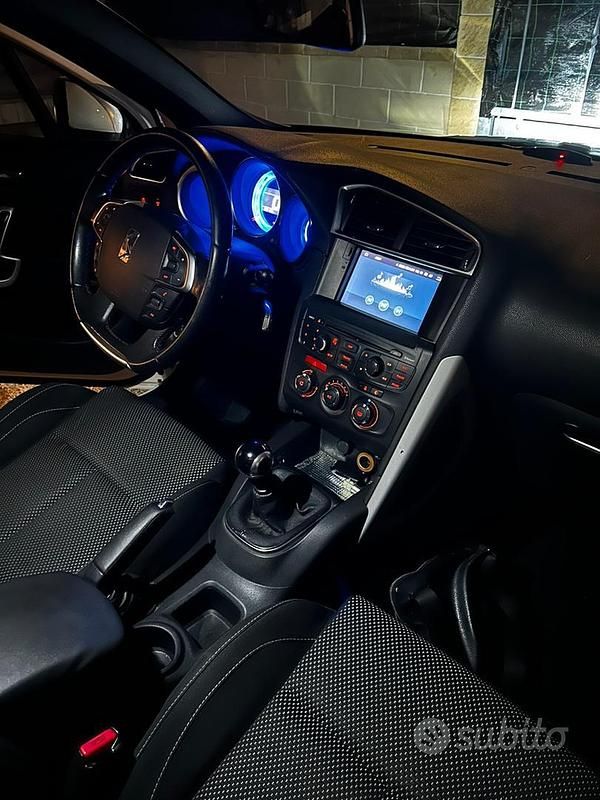 Usata Citroën DS4 120 CV (88 kW) 2012 Bianco Utilitaria