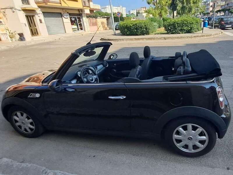 Usata 2011 Mini Cooper D Cabriolet Cabrio | 6000 € (Buon prezzo) - Immagine 1/4