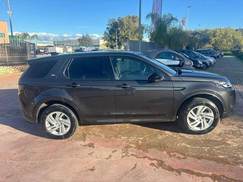 Usata Land Rover Discovery Sport R-Dynamic 163 CV (119 kW) 2021 Carpathian grey metalliz SUV