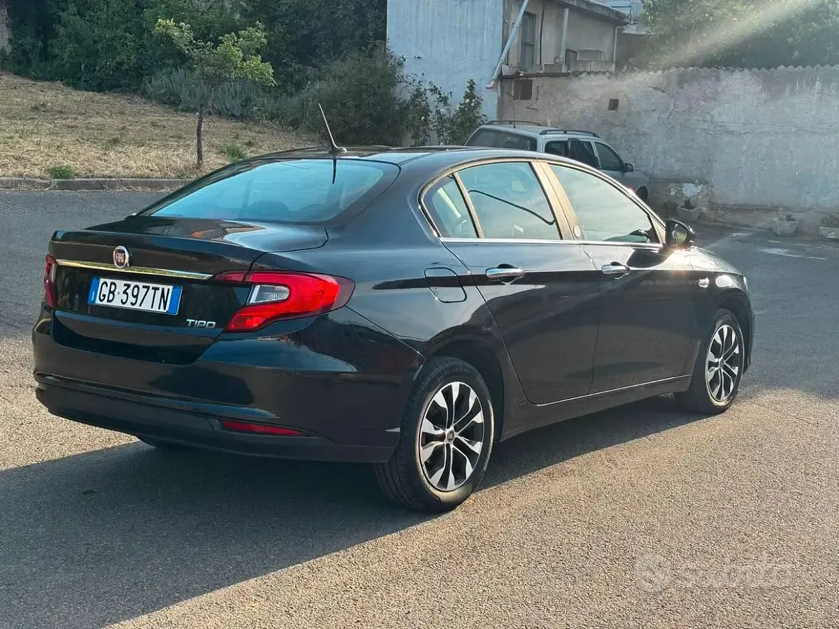 Usata Fiat Tipo Mirror 120 CV (88 kW) 2020 Berlina