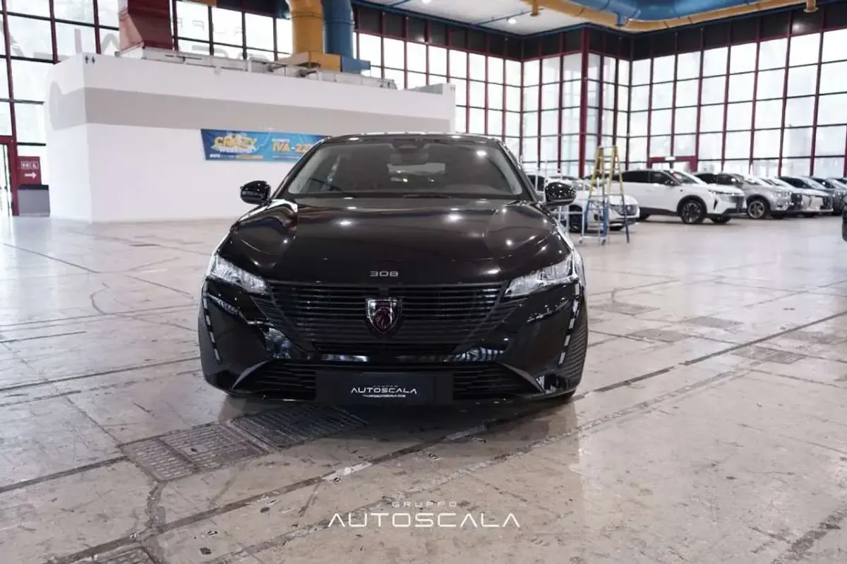 Usata Peugeot 308 Active 131 CV (96 kW) 2024 Nero perla Station wagon