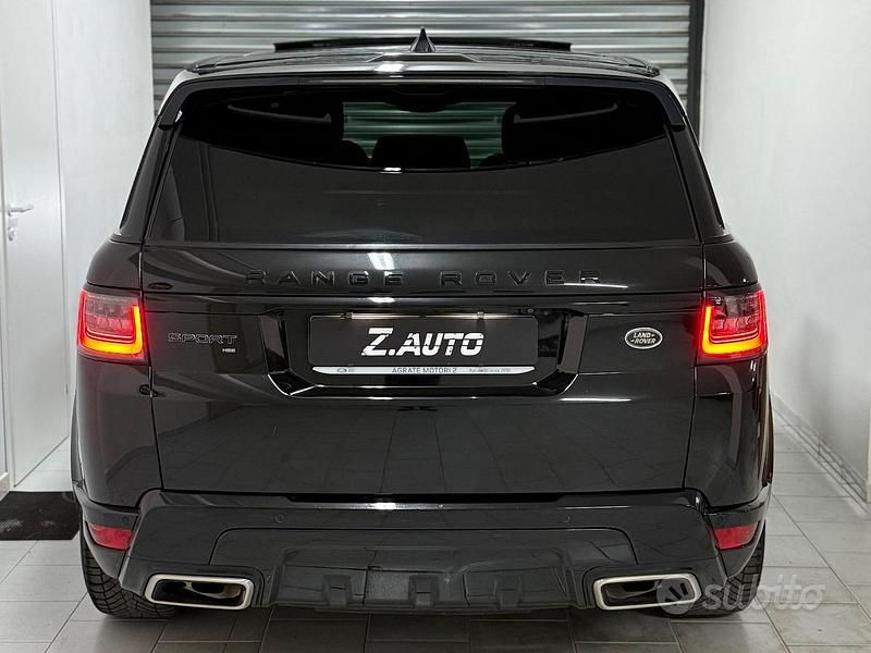 Second-hand Land Rover Range Rover Sport HSE Dynamic 249 CP (183 kW) 2021 Negru SUV