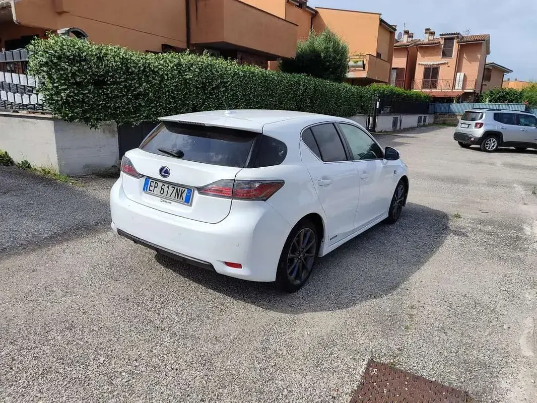 Usata Lexus CT200h Sport Line 99 CV (72 kW) 2011 Berlina