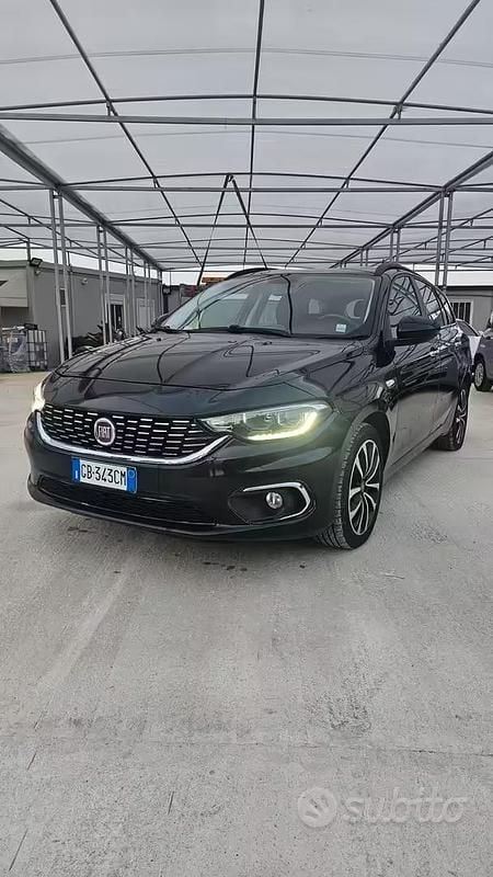Usata Fiat Tipo 120 CV (88 kW) 2020 Nero Berlina