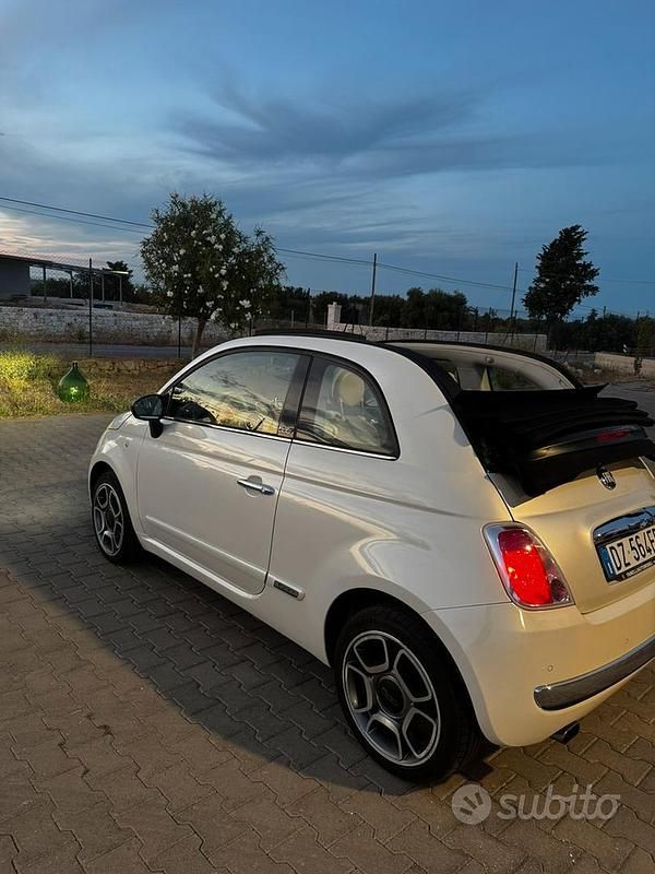 Usata Fiat 500C 75 CV (55 kW) 2010 Cabrio