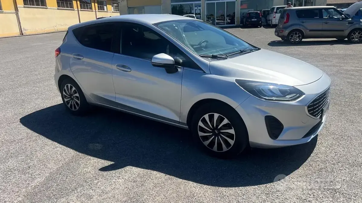Usata Ford Fiesta Titanium 75 CV (55 kW) 2022 Grigio Utilitaria