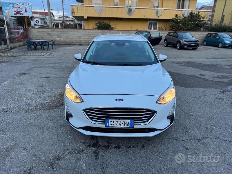Usata Ford Focus Active 120 CV (88 kW) 2020 Bianco Station wagon