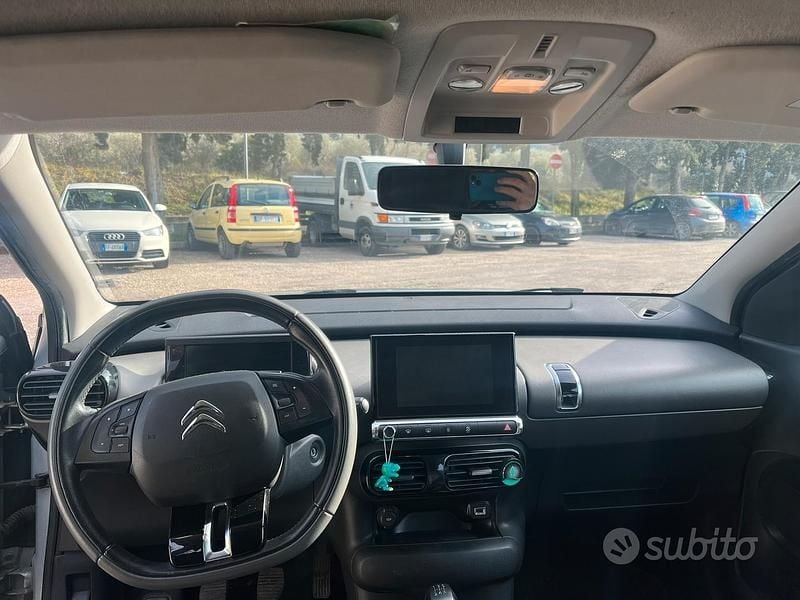 Usata Citroën C4 Cactus Feel 82 CV (60 kW) 2017 Grigio Utilitaria