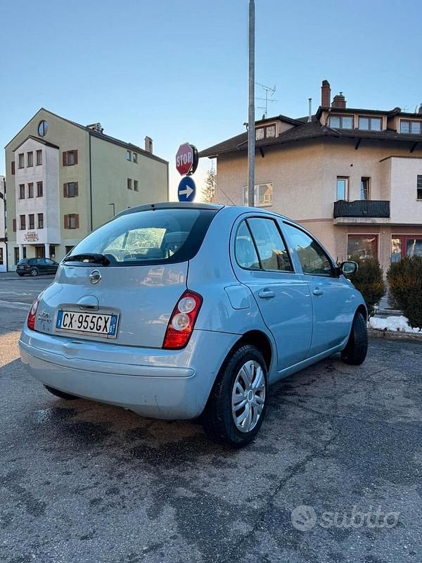 Usata Nissan Micra 80 CV (58 kW) 2005 Blu Berlina