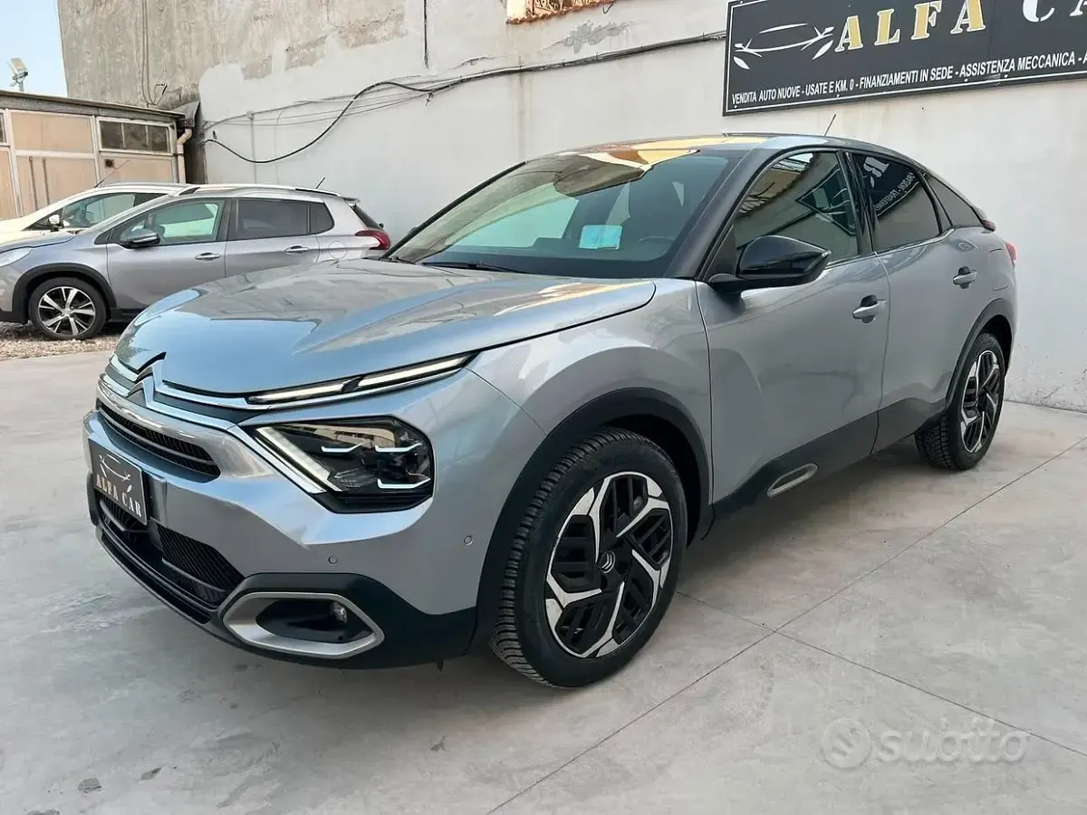 Usata Citroën C4 Shine 131 CV (96 kW) 2022 Grigio Berlina