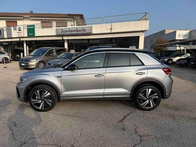 Argento met. / nero Usata 2024 VW T-Roc R-line SUV | 30.500 € (Cara) - Immagine 1/4