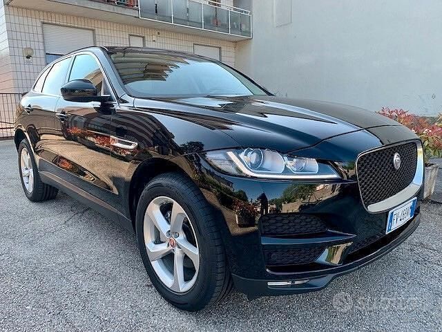 Usata Jaguar F-Pace Prestige 180 CV (132 kW) 2019 Nero SUV