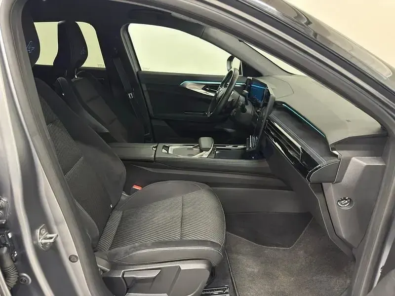 Usata Renault Austral Techno 200 CV (147 kW) 2023 Grigio scuro SUV