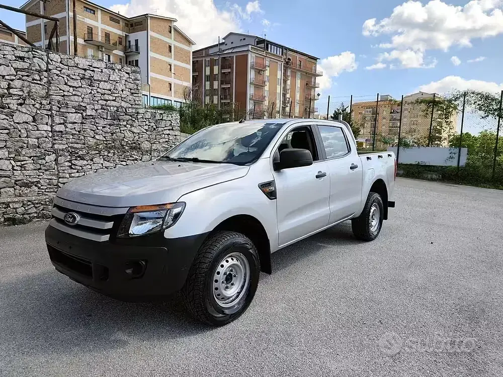 Usata Ford Ranger 150 CV (110 kW) 2014 Grigio Pick-up