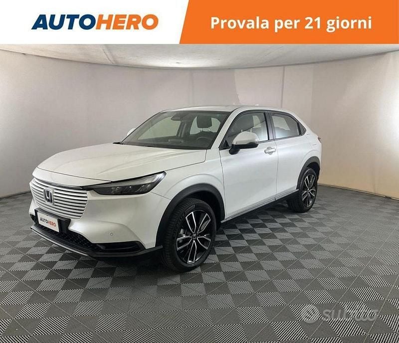 Bianco Usata 2024 Honda HR-V Elegance SUV | 26.399 € (Buon prezzo) - Immagine 1/2