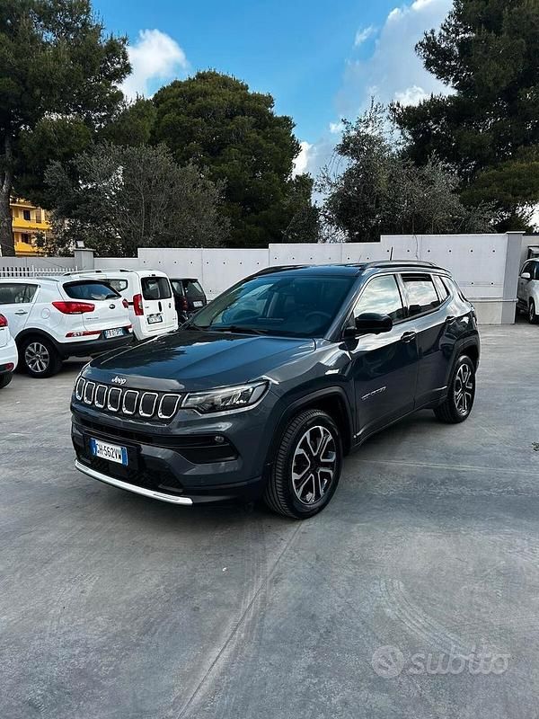 Usata Jeep Compass Limited 130 CV (95 kW) 2022 Grigio SUV