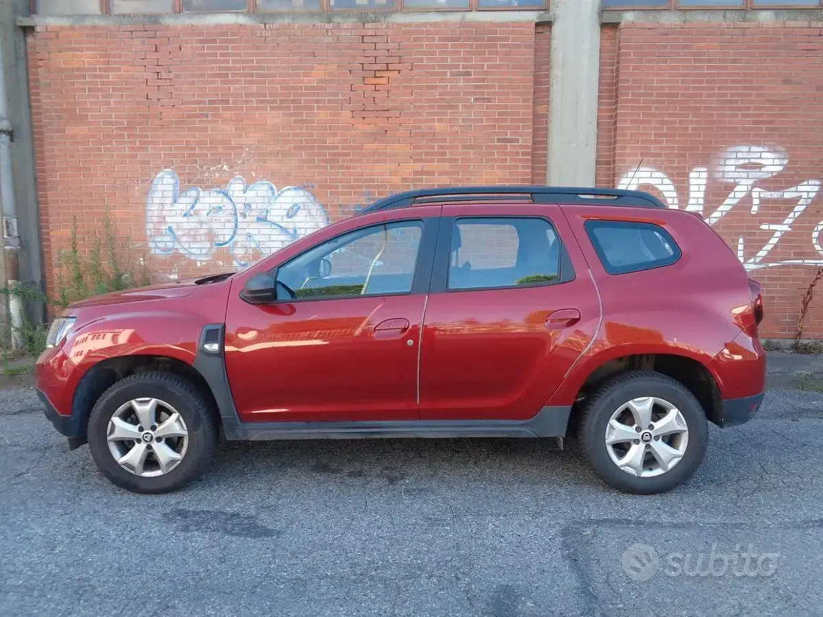 Usata Dacia Duster Comfort 114 CV (83 kW) 2021 Rosso SUV