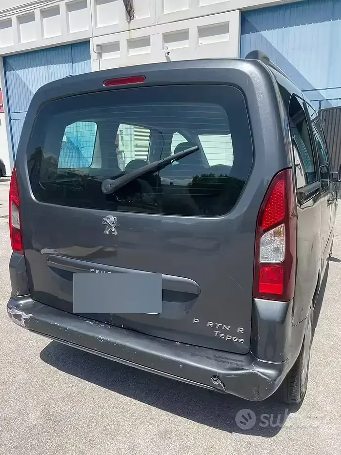 Usata Peugeot Partner 92 CV (67 kW) 2013 Monovolume