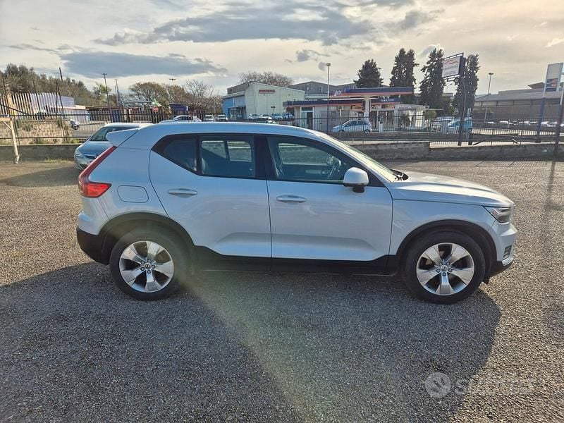 Occasion Volvo XC40 Business Edition 150 ch (110 kW) 2019 Blanc SUV