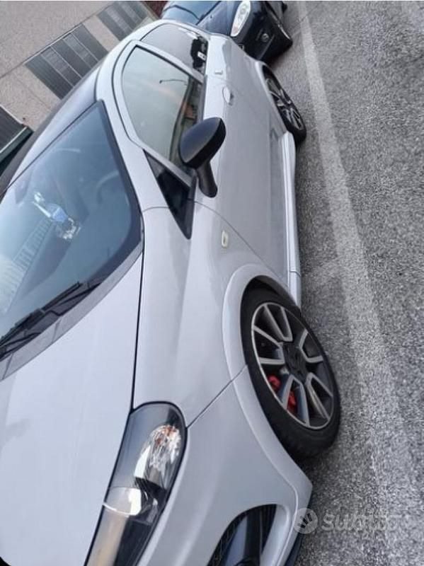 Usata Abarth Grande Punto 155 CV (114 kW) 2008 Grigio Utilitaria